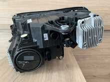 Laden Sie das Bild in den Galerie-Viewer, Frontscheinwerfer Mercedes-Benz Eqc A2939060201 LED Rechts Headlight SCH9713102631mc