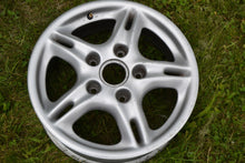 Laden Sie das Bild in den Galerie-Viewer, 1x Alufelge 16 Zoll 6.0" 5x130 50ET 99636211200 Porsche Boxster 986 Rim Wheel FEL6038050186hg