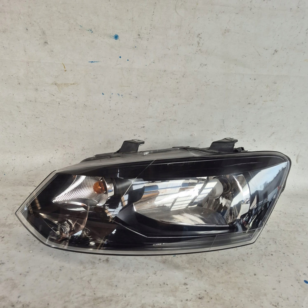 Frontscheinwerfer VW Polo 6R1941015E Links Scheinwerfer Headlight SCH3349379907ts