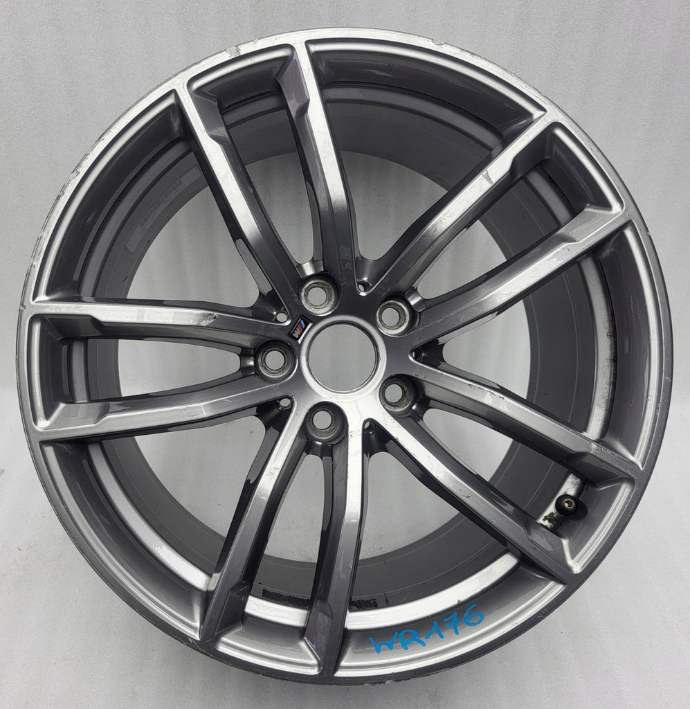 1x Alufelge 18 Zoll 9.0" 5x120 44ET Glanz Grau 8093406 BMW G31 G30 Rim Wheel FEL1999412583tm