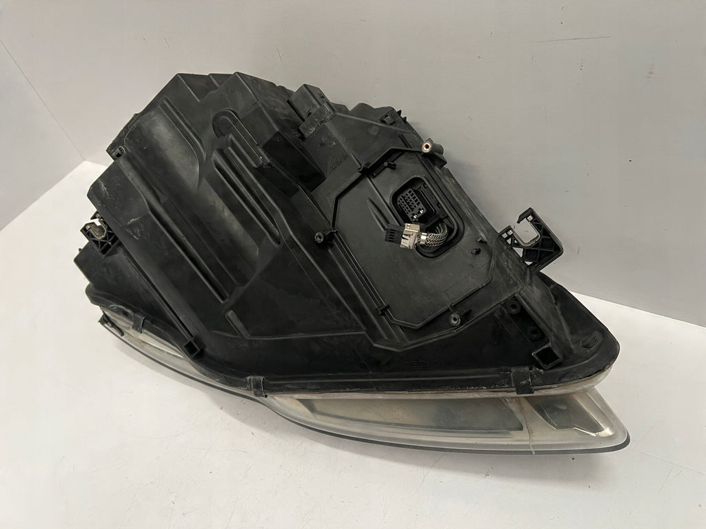 Frontscheinwerfer Audi A4 B7 8E0941003BM Xenon Ein Stück (Rechts oder Links)