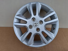 Load image into Gallery viewer, 1x Alufelge 15 Zoll 4.5" 4x100 35ET Glanz PW457-2422 Toyota Aygo Rim Wheel FEL4883366417mv