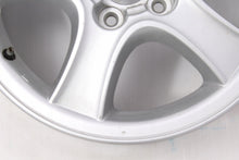 Laden Sie das Bild in den Galerie-Viewer, 1x Alufelge 16 Zoll 6.5&quot; 5x114.3 46ET Silber 5291026250 Hyundai Rim Wheel