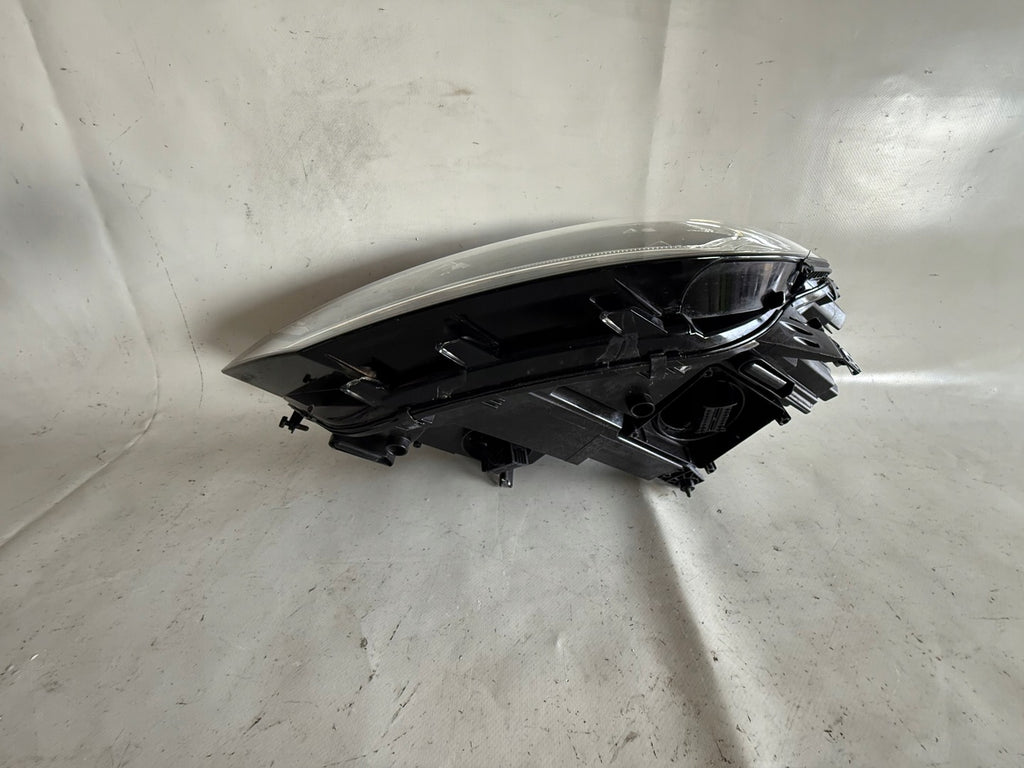 Frontscheinwerfer VW Touran 5TB941081A LED Ein Stück (Rechts oder Links)