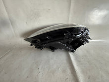 Load image into Gallery viewer, Frontscheinwerfer VW Touran 5TB941081A LED Ein Stück (Rechts oder Links)