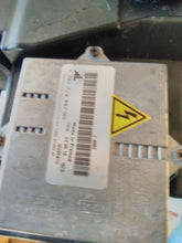 Load image into Gallery viewer, Frontscheinwerfer VW Jetta 1K6941032 1K6941031 1K69401032 Xenon Ein Satz SCH1719444777lj