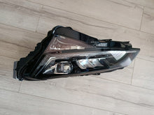 Laden Sie das Bild in den Galerie-Viewer, Frontscheinwerfer Skoda Superb III 3V1941015E Links Scheinwerfer Headlight SCH3102853070ey
