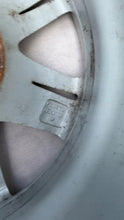 Laden Sie das Bild in den Galerie-Viewer, 1x Alufelge 17 Zoll 8.0" 5x120 49ET 2H0601025D VW Amarok Rim Wheel FEL7402429388fz