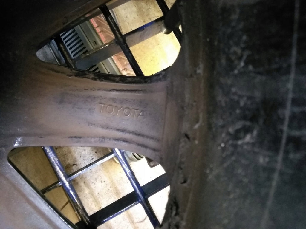 1x Alufelge 15 Zoll 4.5" 4x100 35ET Glanz Schwarz PW457-0H003 Toyota Aygo