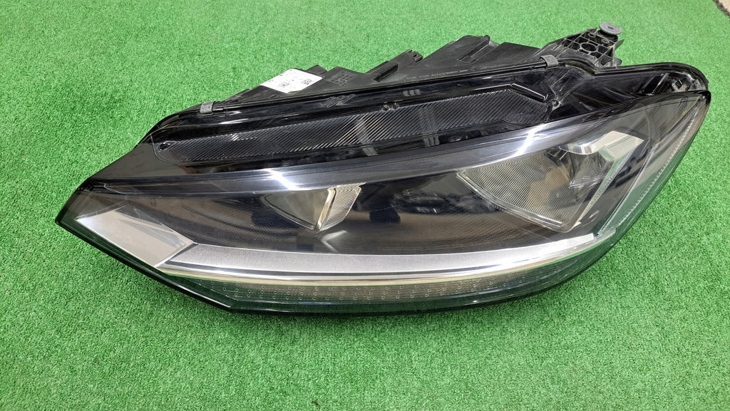 Frontscheinwerfer VW Touran 5TB941005A Links Scheinwerfer Headlight