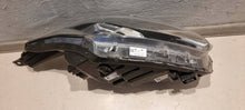 Laden Sie das Bild in den Galerie-Viewer, Frontscheinwerfer Kia Ceed J792111020 LED Rechts Scheinwerfer Headlight