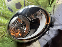 Load image into Gallery viewer, Frontscheinwerfer 5C1941006 Rechts Scheinwerfer Headlight