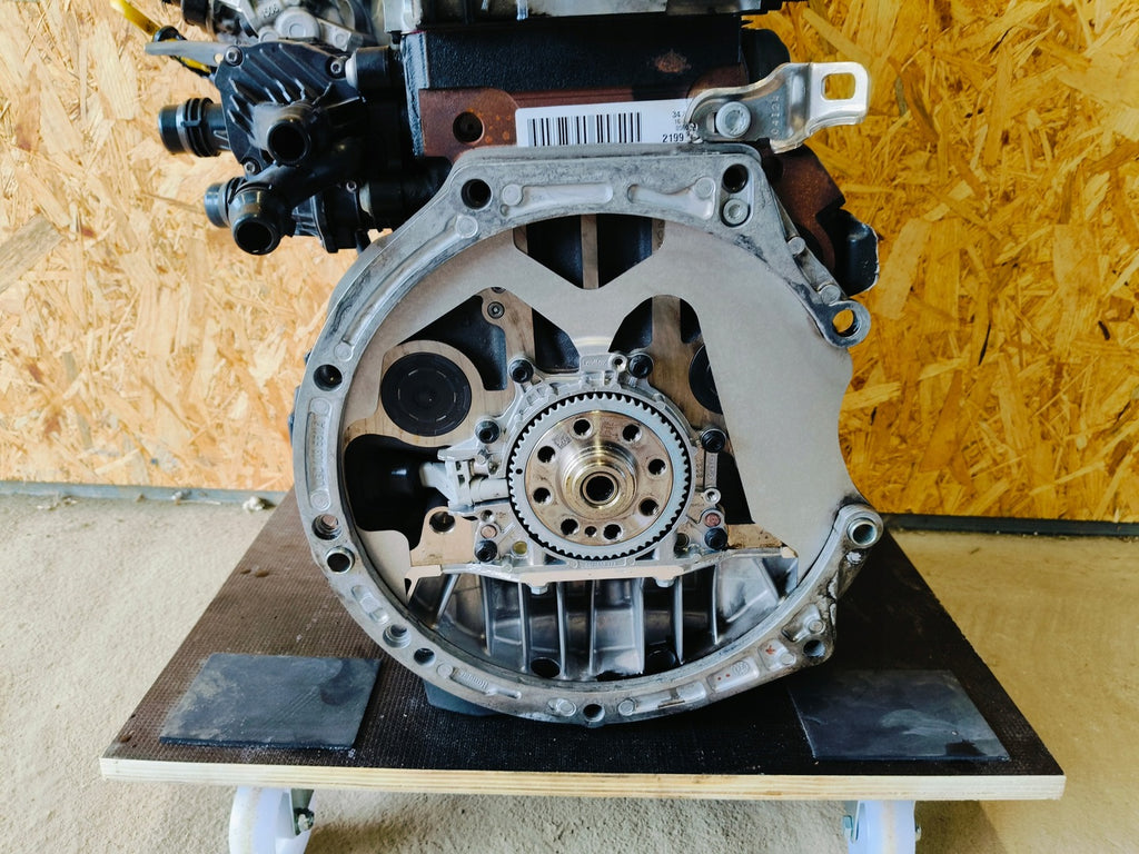 Motor VW Passat Variant DXP 2.0 TDI 110kW 7TKm 2024 Diesel Engine Unkomplett