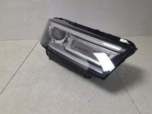 Laden Sie das Bild in den Galerie-Viewer, Frontscheinwerfer Audi Q5 80A941006 LED Rechts Scheinwerfer Headlight