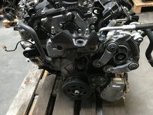 Load image into Gallery viewer, Motor Hyundai Kia Santa I Tucson Fe Sorento IV G4FT 1.6 TGDI Benzin Komplett