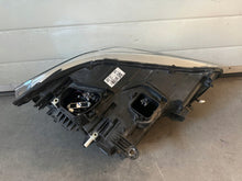 Laden Sie das Bild in den Galerie-Viewer, Frontscheinwerfer BMW X1 F48 7428735 LED Links Scheinwerfer Headlight SCH6717703004yt