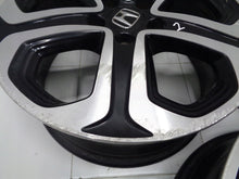 Load image into Gallery viewer, 1x Alufelge 17 Zoll 7.0&quot; 5x114.3 55ET T7A17070B Honda Hr-V Hrv Rim Wheel