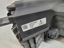 Load image into Gallery viewer, Frontscheinwerfer Hyundai I 92207S8000 Links Scheinwerfer Headlight SCH6456519228bk