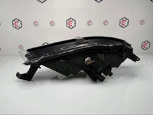 Laden Sie das Bild in den Galerie-Viewer, Frontscheinwerfer Mitsubishi L200 Full LED Ein Stück (Rechts oder Links)