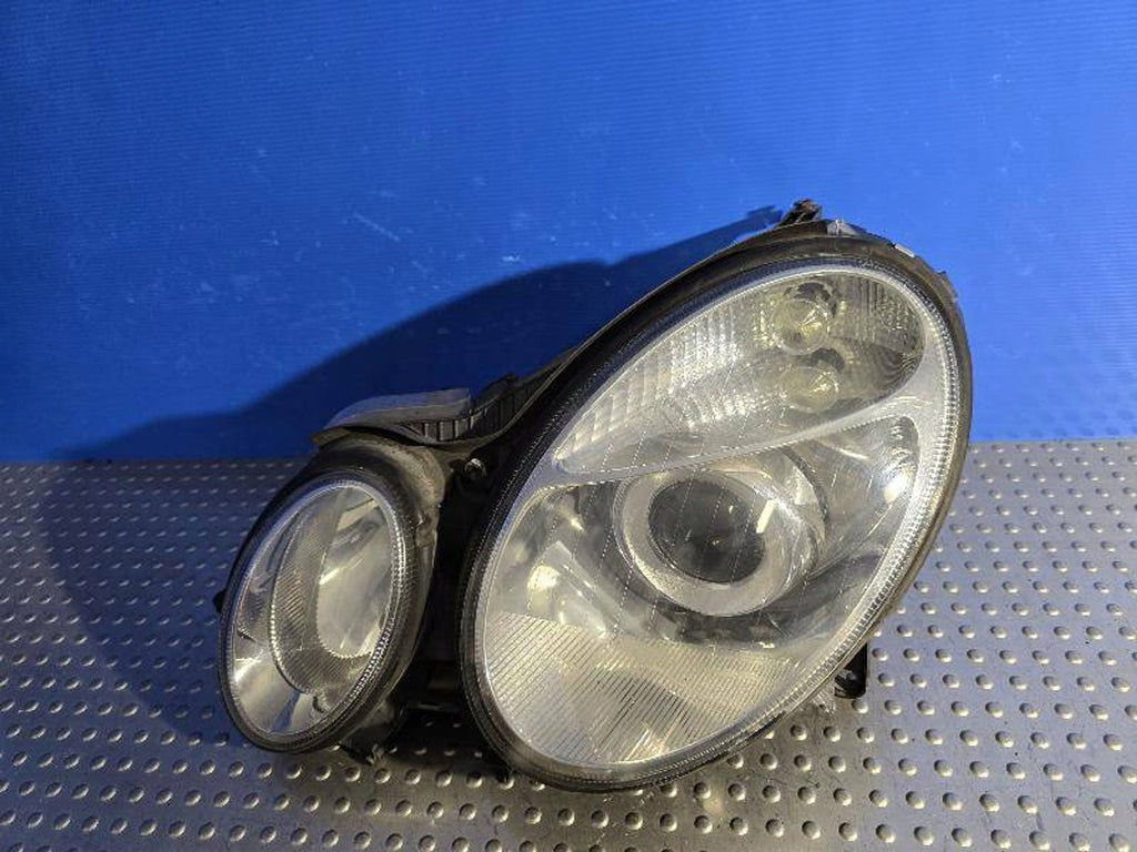 Frontscheinwerfer Mercedes-Benz W211 FOY7995 Links Scheinwerfer Headlight SCH8834017129mb