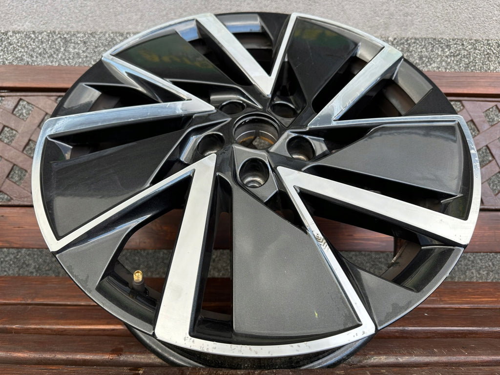 1x Alufelge 18 Zoll 7.5" 5x112 48ET Glanz Graphit 5E3601025AD Mg Octavia 5e3 Iv FEL2264233316wu
