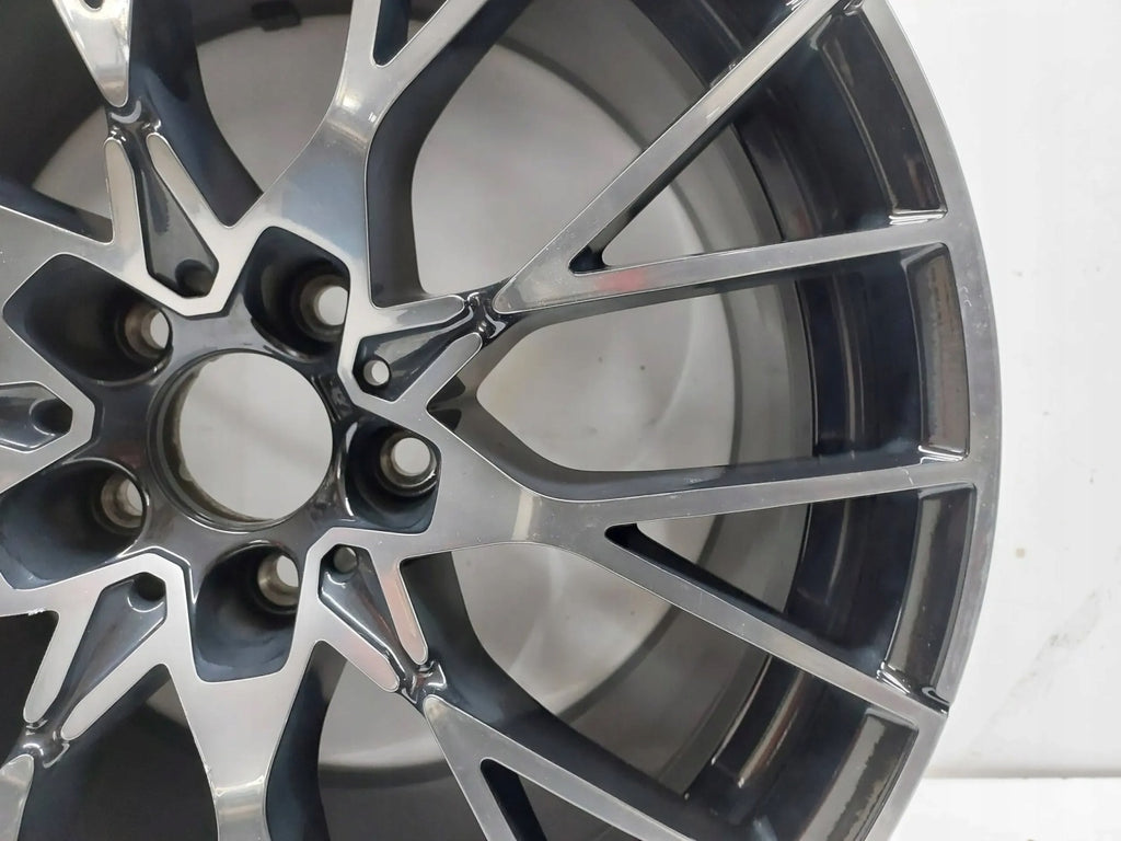 1x Alufelge 19 Zoll 10.0" 5x120 40ET Glanz Schwarz 8073848 BMW F87 Rim Wheel FEL7670676471zs