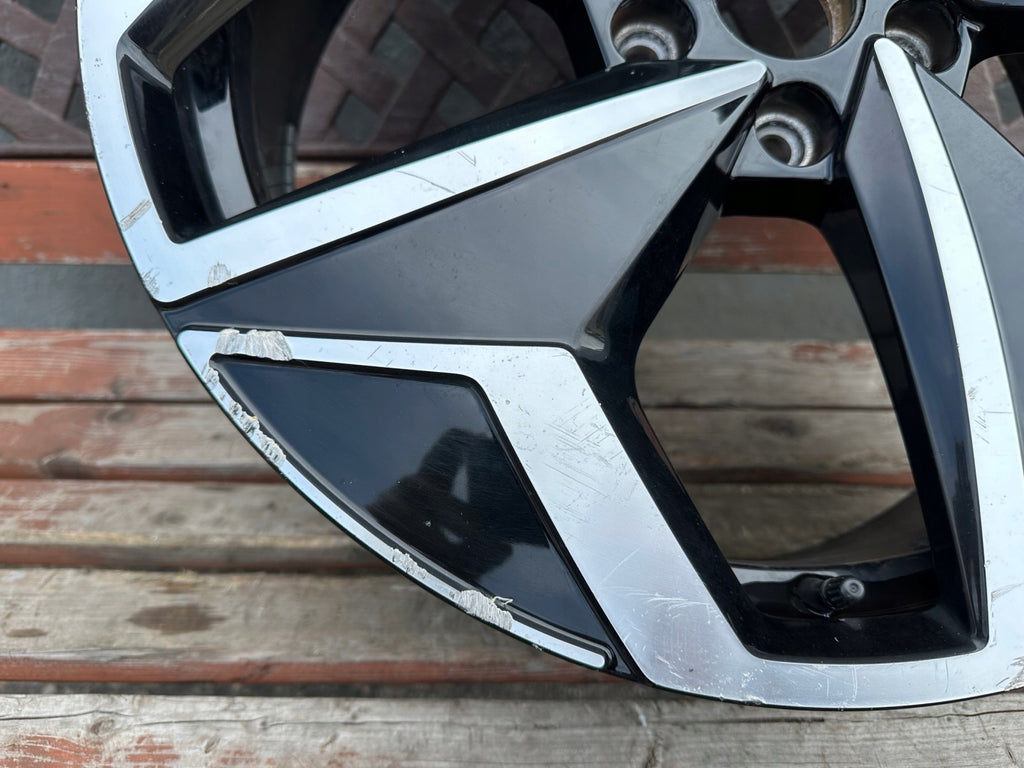 1x Alufelge 19 Zoll 7.5" 5x112 50ET Glanz Schwarz 10A601025J VW Id.3 Rim Wheel FEL5311898481px