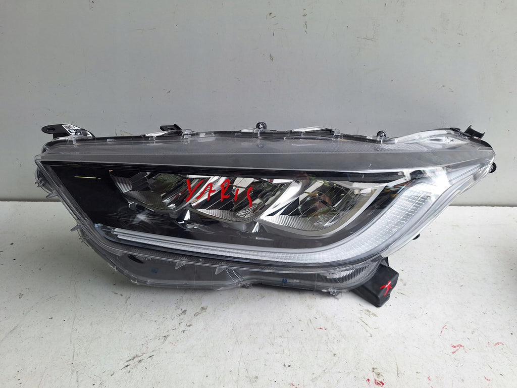 Frontscheinwerfer Toyota Yaris LED Links Scheinwerfer Headlight