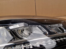 Laden Sie das Bild in den Galerie-Viewer, Frontscheinwerfer VW Touran 5TB941036B Full LED Rechts Scheinwerfer Headlight SCH8559445033ax