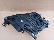 Laden Sie das Bild in den Galerie-Viewer, Frontscheinwerfer Seat Tarraco 5FJ941007E 90143460 LED Links Headlight