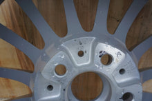 Load image into Gallery viewer, 1x Alufelge 18 Zoll 8.0" 5x112 30ET Glanz Silber 6861224 BMW 7 G11 G12 Rim Wheel FEL9699419723ho