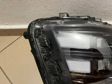 Load image into Gallery viewer, Frontscheinwerfer Hyundai Kona 92102-BE100 LED Rechts Scheinwerfer Headlight SCH6625852508li