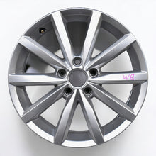 Laden Sie das Bild in den Galerie-Viewer, 1x Alufelge 17 Zoll 7.0&quot; 5x112 54ET Glanz Silber 5K7601025B VW Golf Vi Rim Wheel