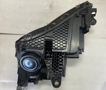 Laden Sie das Bild in den Galerie-Viewer, Frontscheinwerfer Skoda Superb 941016C Full LED Rechts Scheinwerfer Headlight
