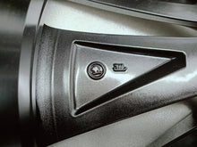 Load image into Gallery viewer, 1x Alufelge 21 Zoll 8.5" 5x112 40ET Glanz Schwarz 5LA601025L Skoda Enyaq Iv FEL3746356798vt