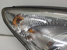 Laden Sie das Bild in den Galerie-Viewer, Frontscheinwerfer Hyundai I30 92102-2LXXX Rechts Scheinwerfer Headlight SCH9942618132ha