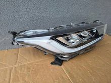 Laden Sie das Bild in den Galerie-Viewer, Frontscheinwerfer Toyota Yaris KO-8EU LED Rechts Scheinwerfer Headlight SCH3737398970xx