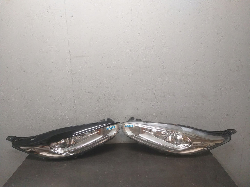 Frontscheinwerfer Ford Fiesta C1BB-13W030-CG C1BB-13W029-CH Rechts oder Links