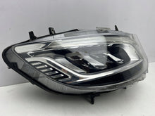 Laden Sie das Bild in den Galerie-Viewer, Frontscheinwerfer Mercedes-Benz Sprinter A9109067200 LED Rechts Headlight SCH9069837569fa