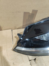 Load image into Gallery viewer, Frontscheinwerfer VW Golf VII 5G1941005D Links Scheinwerfer Headlight SCH8310124043mt