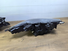 Load image into Gallery viewer, Frontscheinwerfer Toyota 4 Yaris LED Links Scheinwerfer Headlight