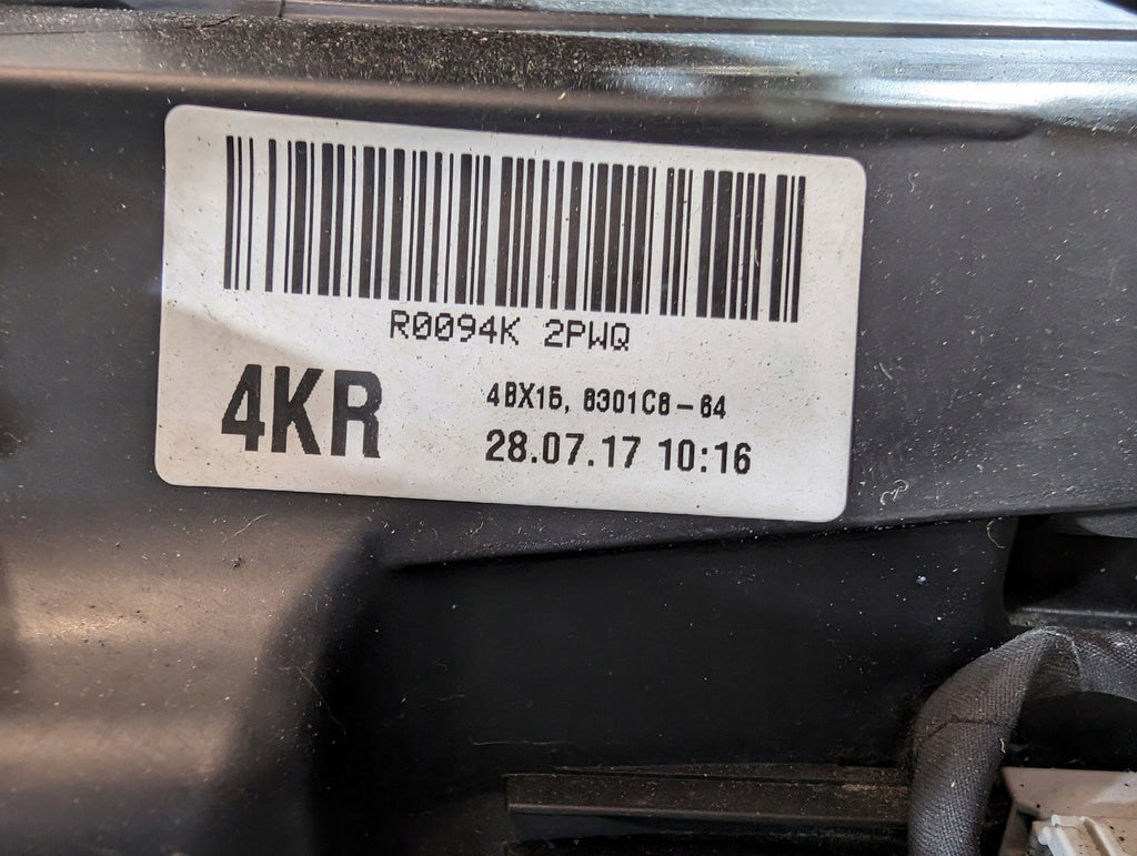 Frontscheinwerfer Mitsubishi Outlander III 8301C8-64 LED Rechts Headlight