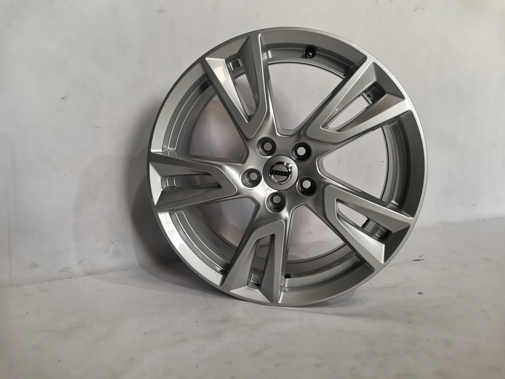 1x Alufelge 18 Zoll 7.5" 5x108 50,5ET Glanz Silber 31362866 Volvo Xc60 Ii