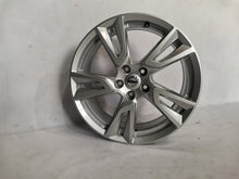 Laden Sie das Bild in den Galerie-Viewer, 1x Alufelge 18 Zoll 7.5&quot; 5x108 50,5ET Glanz Silber 31362866 Volvo Xc60 Ii