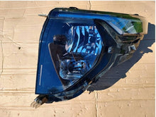 Load image into Gallery viewer, Frontscheinwerfer Ford Transit Courier R2X613E015AE Links Scheinwerfer Headlight SCH3011593683uc
