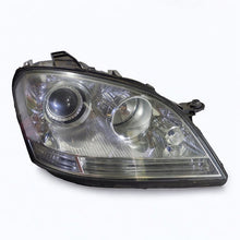 Laden Sie das Bild in den Galerie-Viewer, Frontscheinwerfer Mercedes-Benz W164 Xenon Rechts Scheinwerfer Headlight