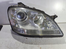 Laden Sie das Bild in den Galerie-Viewer, Frontscheinwerfer Mercedes-Benz W164 Xenon Rechts Scheinwerfer Headlight