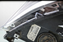 Load image into Gallery viewer, Frontscheinwerfer BMW F11 F10 7378514-01KOD 85122000 Xenon Rechts Headlight SCH2346931054fw