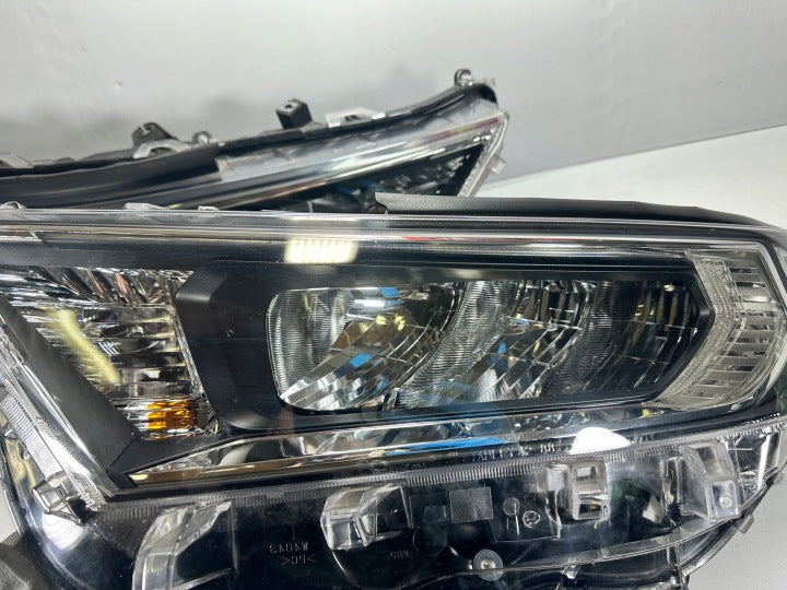 Frontscheinwerfer Toyota V Full LED Ein Satz Scheinwerfer Headlight SCH9134371172wz