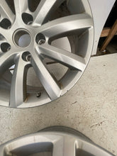 Load image into Gallery viewer, 4x Alufelge 19 Zoll 8.5" 5x130 59ET Glanz Silber 7P6601025 VW Touareg 7p6 FEL6584351896wb
